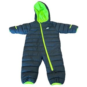 NWOT Nike Baby Puffer snowsuit black/green Sz. 9-12 months winter snow playsuit